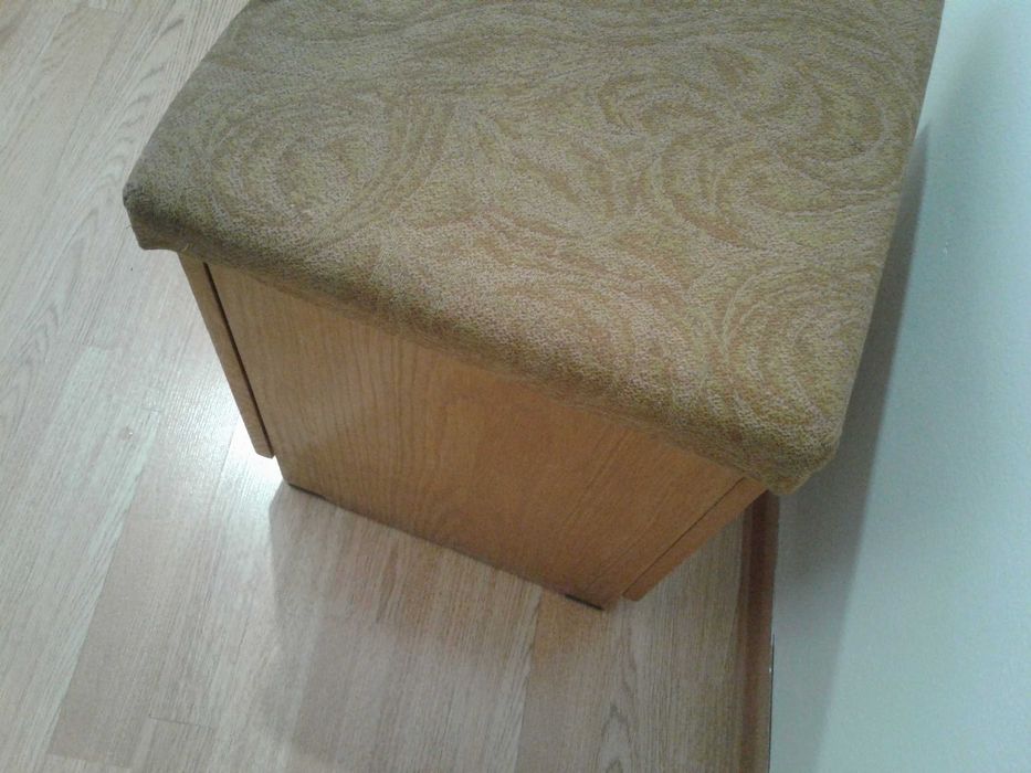 Продам тумбочку-сиденье