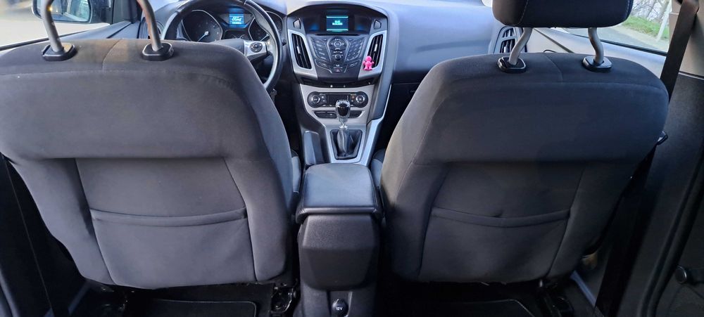 FORD FOCUS Hatchback 1,6