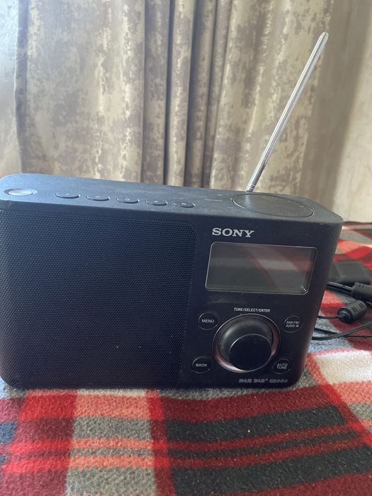 Продам радио SONY