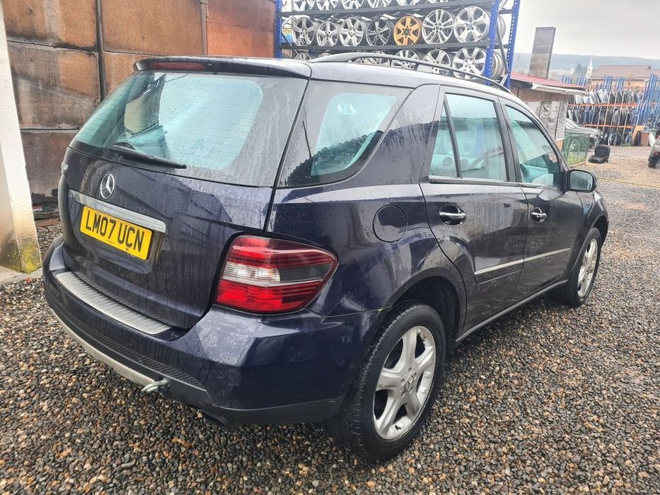 Capota Mercedes ML W164 2005 - 2008 SUV 4 Usi ALBASTRU (784)