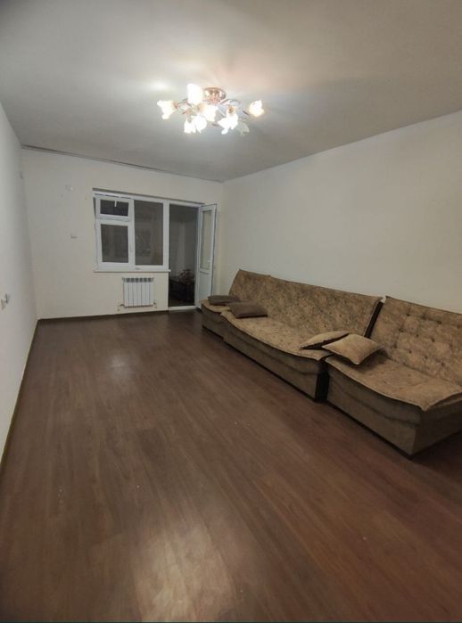 Сергили 9худуд 90квадрат 3хона метрони 3бекати аренда 350д