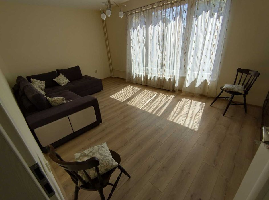 Дава се под наем Тристаен апартамент в София, Център - 80 кв.м за 790.5 € - Снимка #3