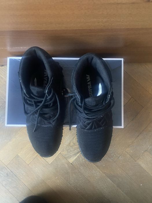 Обувки supra ,номер 35 като нови.