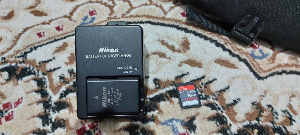 Продам фотоаппарат Nikon 3.100