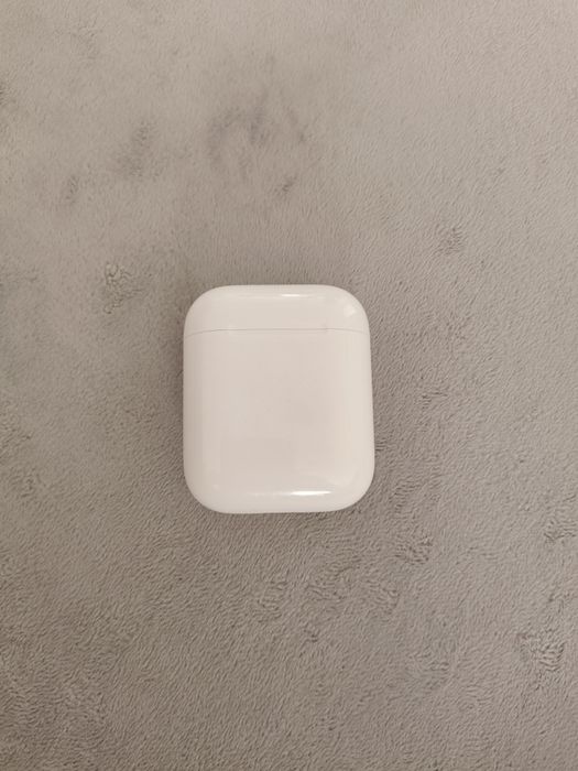 Продам airpods 2