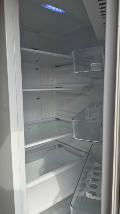 Продается холодильник