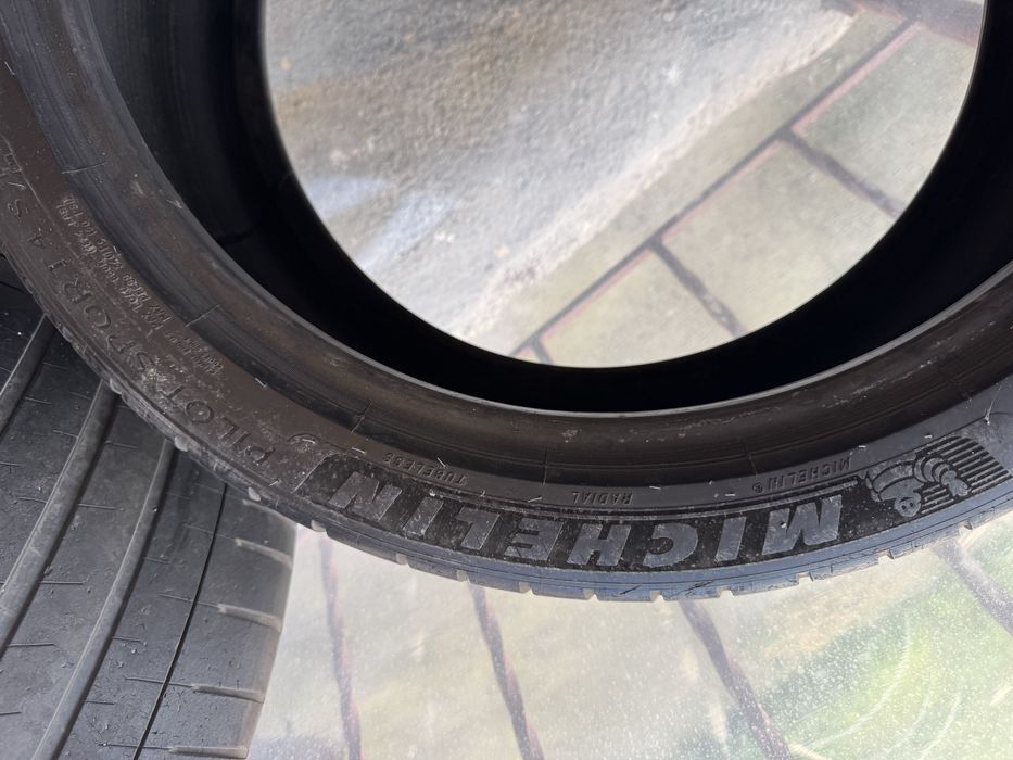 Michelin R20 разноширокий яхши холатда мерсдан ечилган