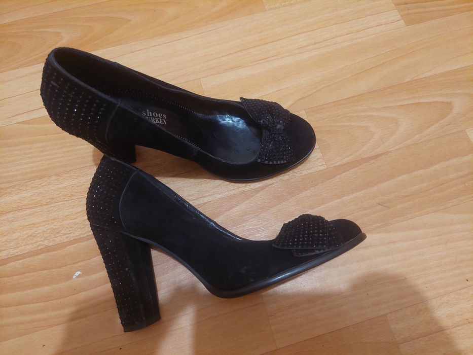 Туфли женские, черные