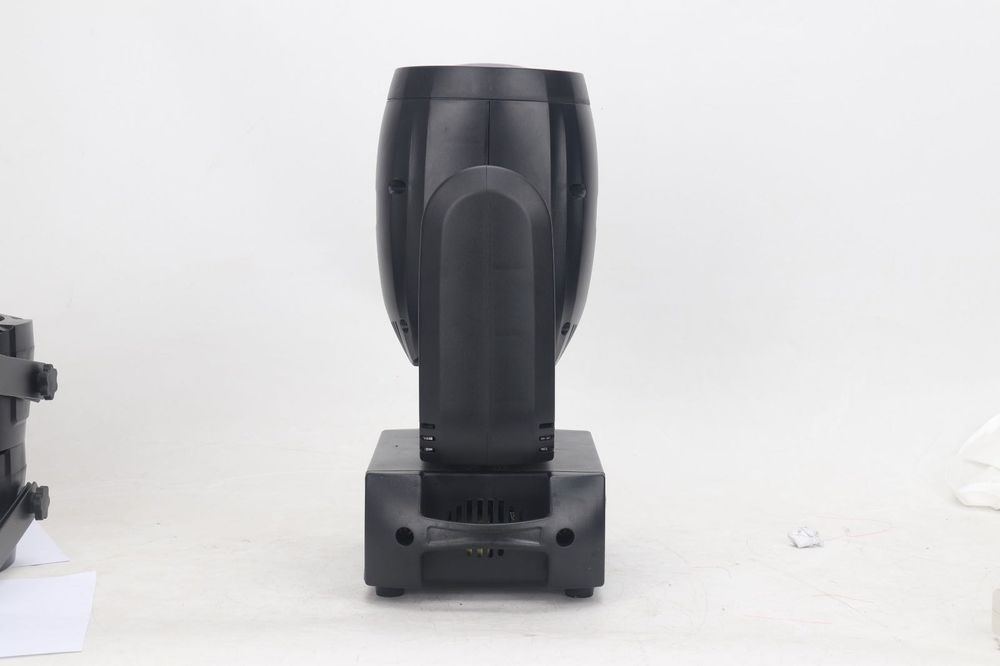 Mini LED Moving Head 150W Beam+Spot+18 Prisme rotative