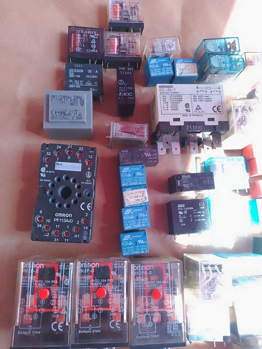 Set Relee Originale OMRON / Finder / Schrack/ Songle/Asetyc in stare foarte bună, peste 45 bucăți
