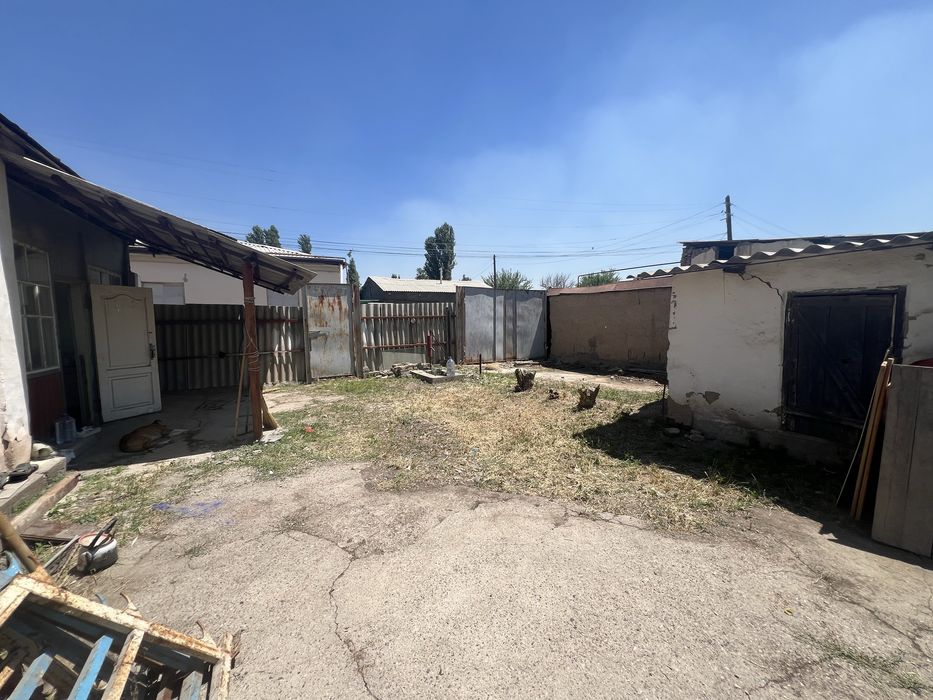 Продается участок под страительства  6.7 сот 3 км от поста Рохат