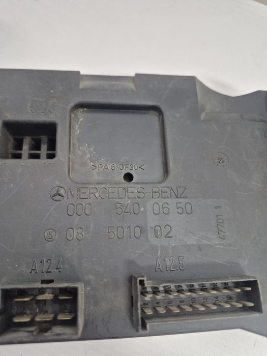 Блок предохранителей Mercedes W638