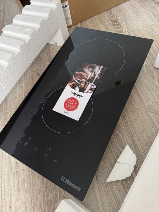 Индукционная плита новая