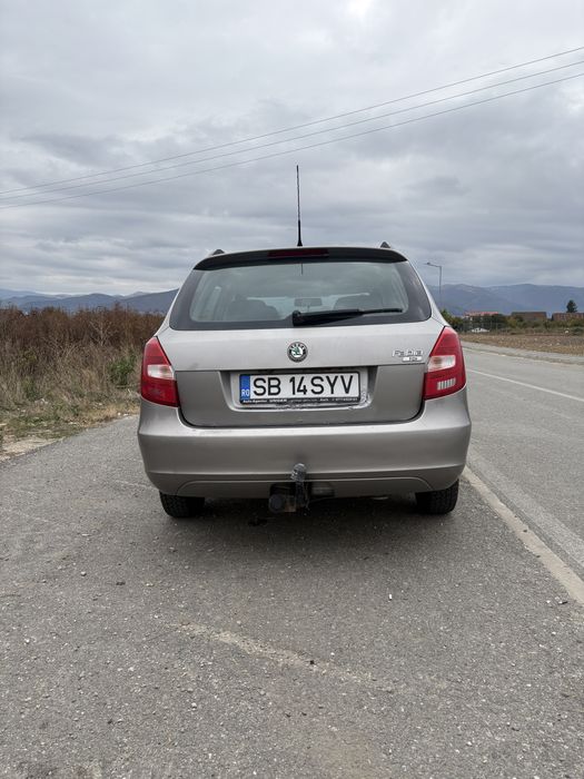 SKODA Fabia 2009 — imagine 5