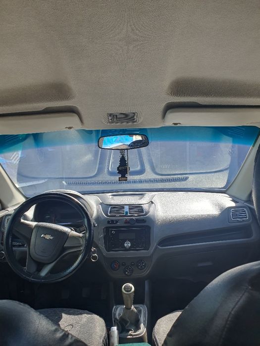 Cobalt avto sotiladi