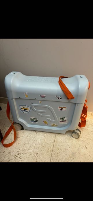 JetKids by Stokke куфар/легло за самолет