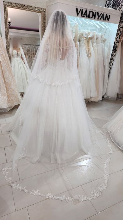 Vând Rochie de mireasa, Vladiyan Royal