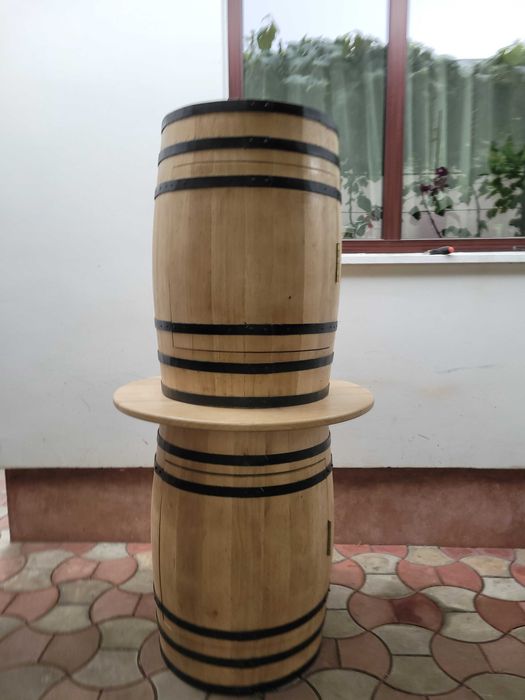Butoaie decorative din stejar uscat cu suport pahare (2x plus blat)
