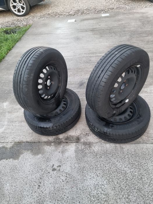 Jante R14 Opel Corsa 4x100 cu anvelope vară Vredestein 185/70R14