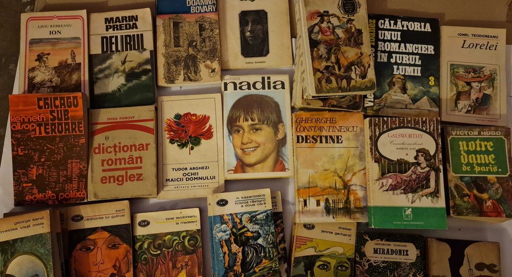 Carti diverse titluri