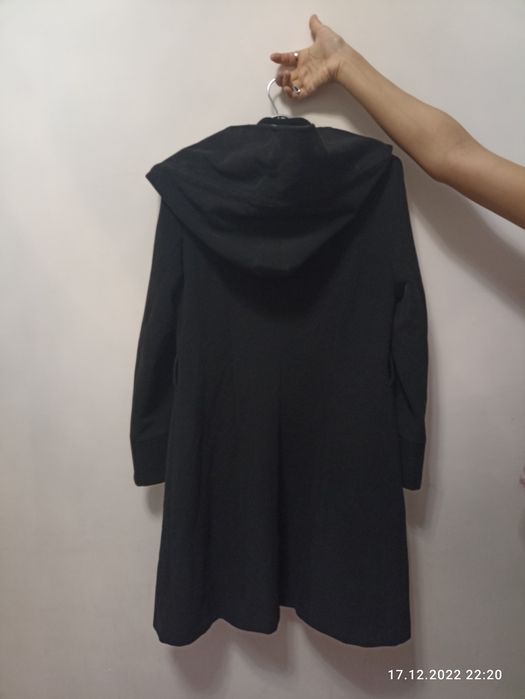 Пальто б/у размер 48 без брак