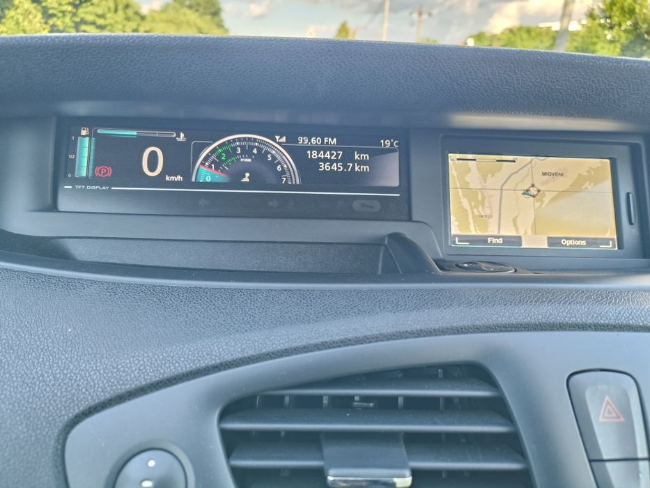 Renault Megane Scenic 2014