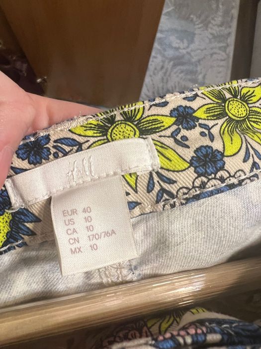 Pantaloni damă scurți H&M denim mărimea 40
