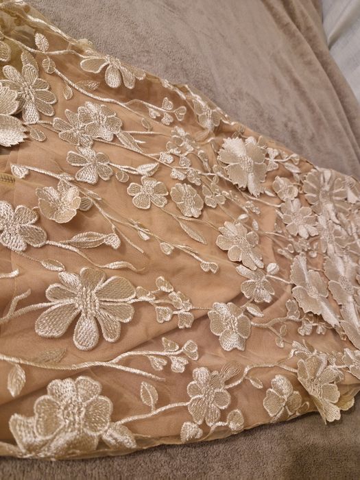 Златна рокля от  Innovare Denim