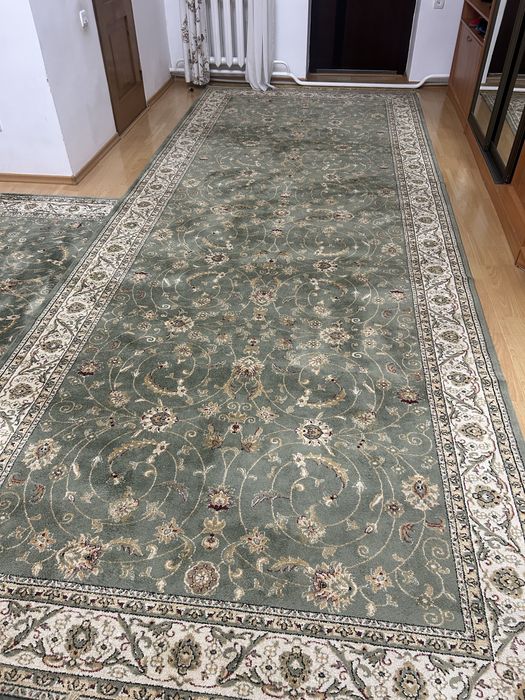 Ковры шелковые 2шт