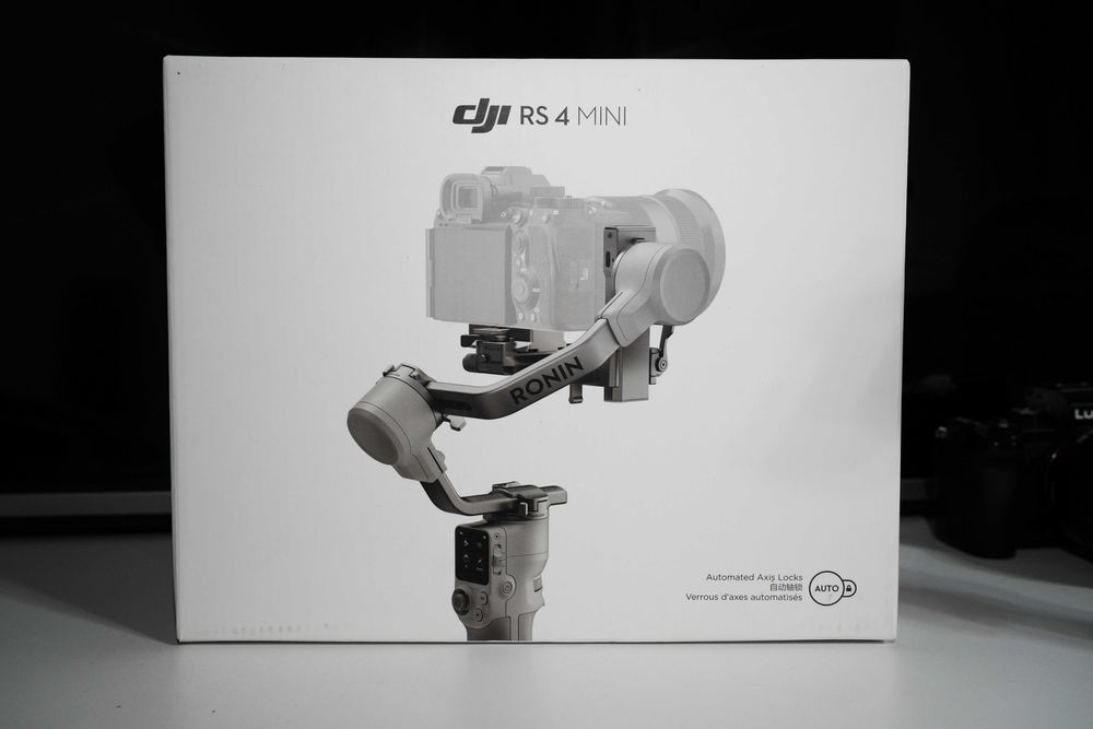 Продам DJI RS 4 Mini в идеальном состоянии.