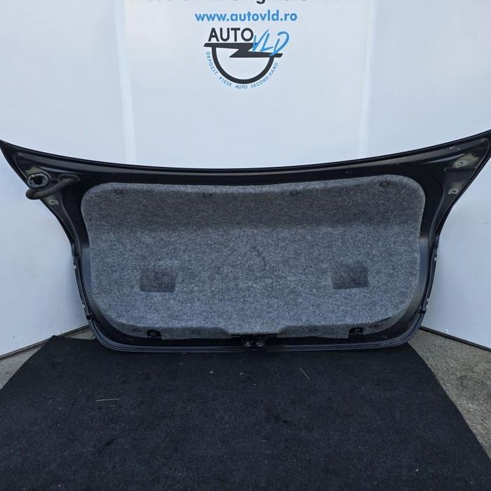 Capota portbagaj completa cu broasca si stop BMW Seria 3 E90