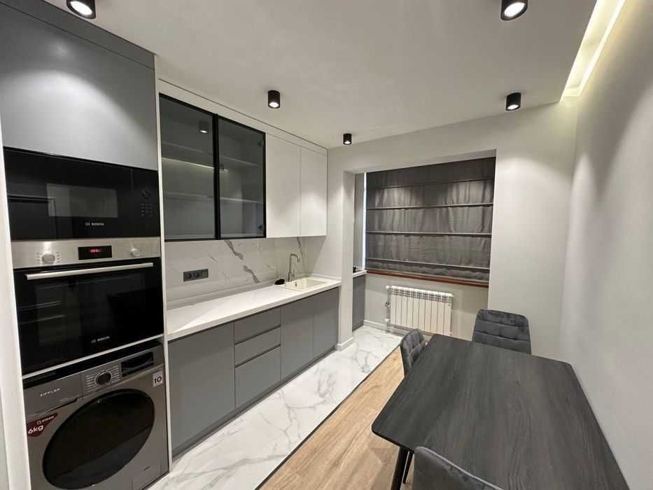 2-х комнатная квартира в кирпичном доме на Горьком! 2/2/4 60 м²!