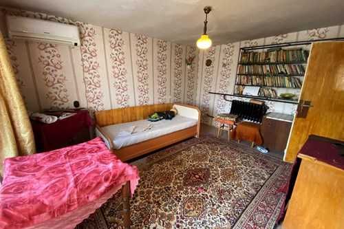 Парцел с къща кв. "Абритус"