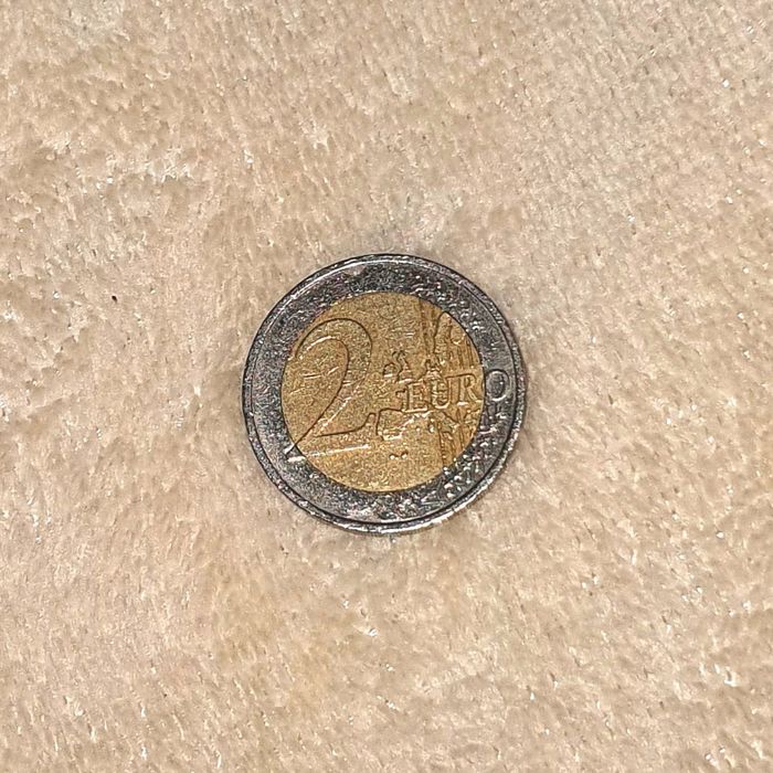 Vând moneda 2 euro 2002