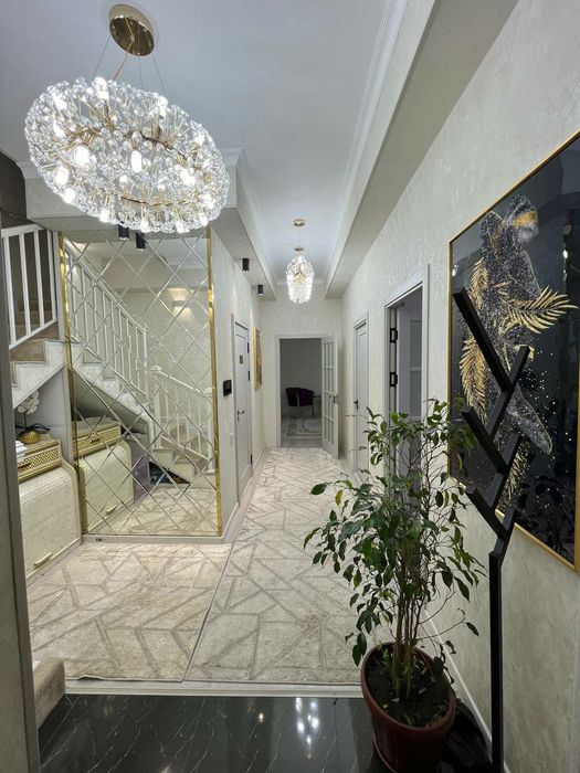 Замона 5/3-4/4 150 м² евро , дуплекс