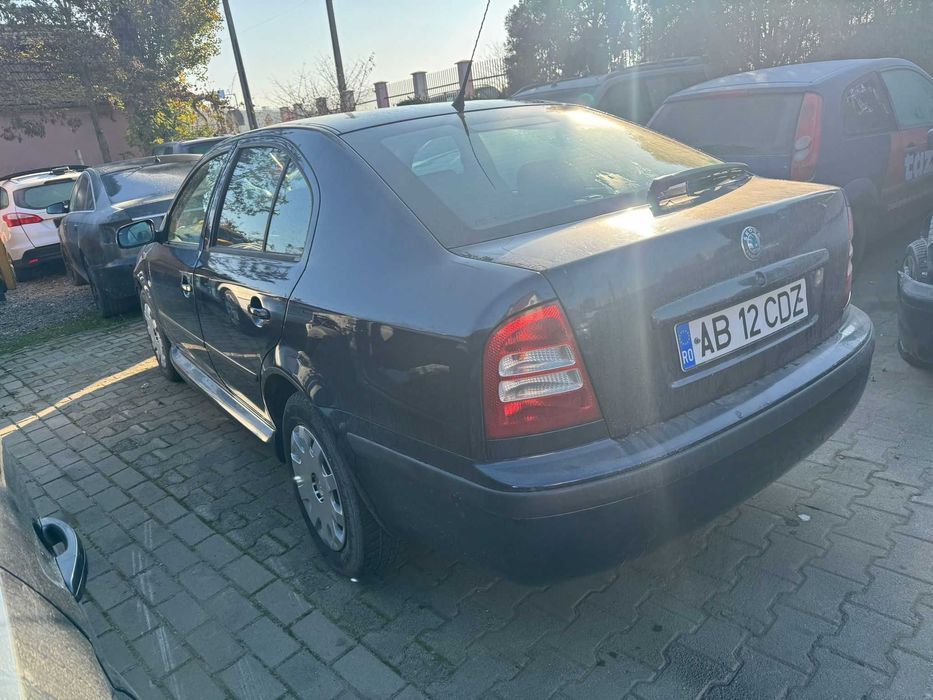 stop stanga/dreapta skoda octavia 1
