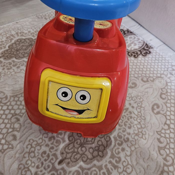 Детска кола за бутане