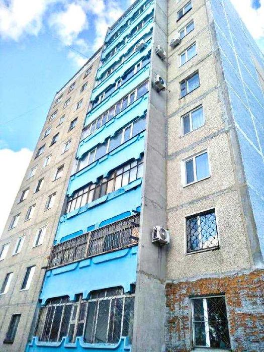 Продам 5-комн квартиру КСК