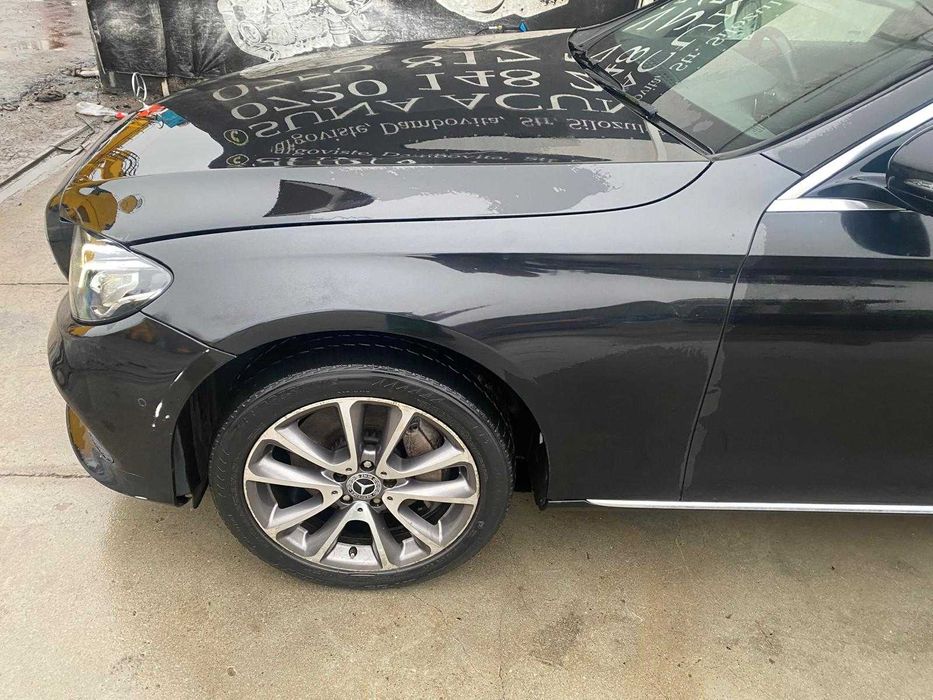 dezmembrez mercedes E class W213/far w213/ bara fata w213