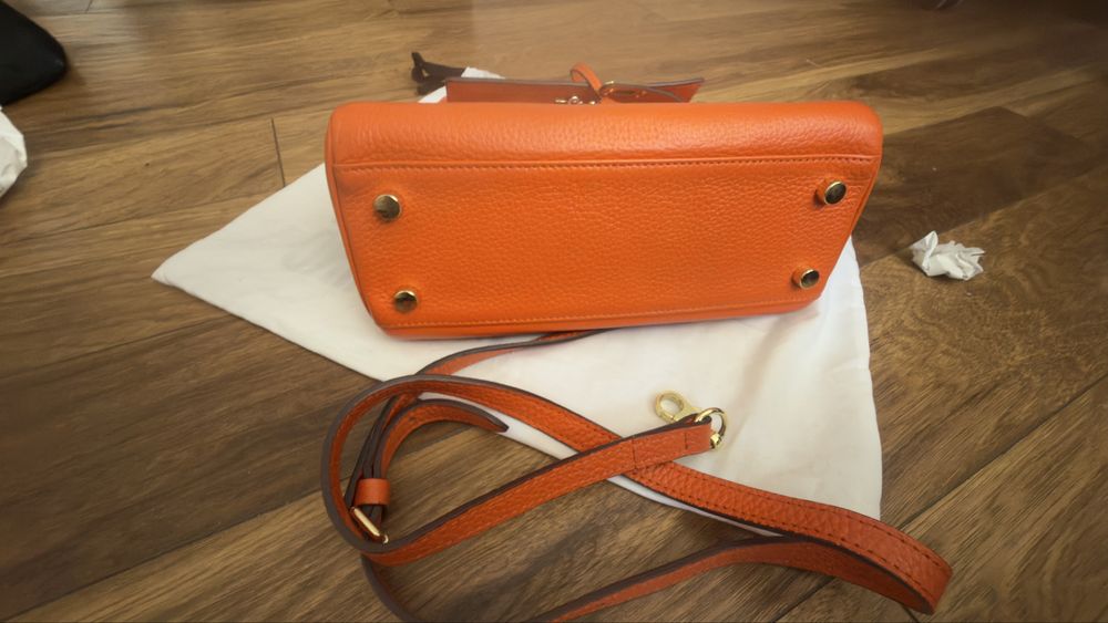 Даска чанта Hermes, и мини раница Gucci