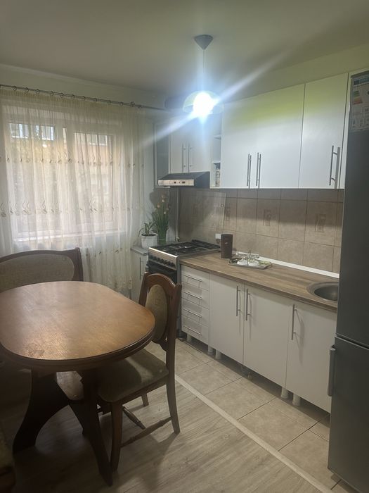 Apartament de inchiriat