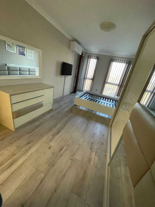 Продава се Тристаен апартамент в Пловдив, Христо Смирненски - 136 кв.м за 1883 €/кв.м - Снимка #4