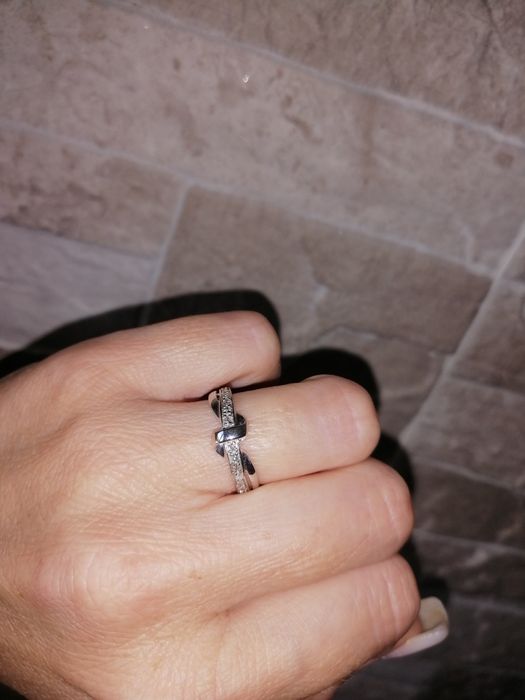 Златни пръстени с диаманти