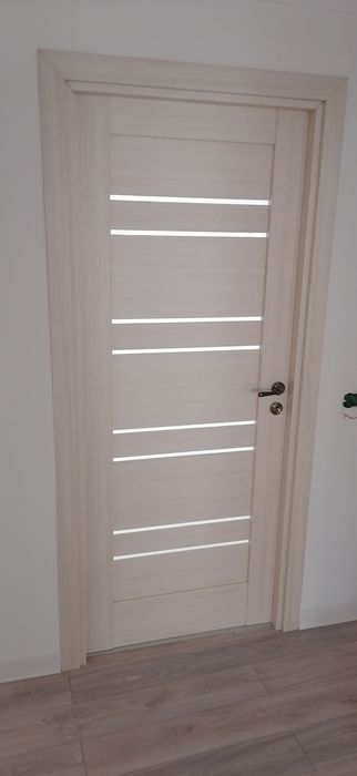 Montaj pt usi metalice și uși de interior, termopane