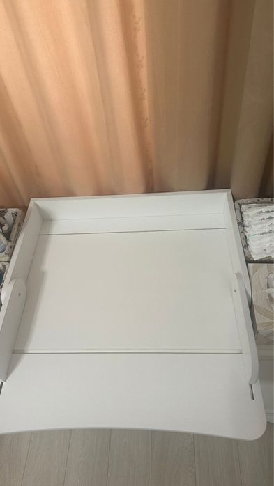 Продается пеленальная доска для комода