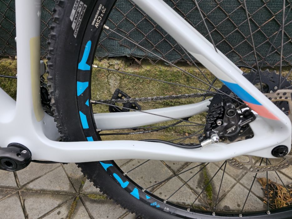 Карбонов 29 цола Cube Acess 2x11 XT  М размер  Хидравлични XT Shimano