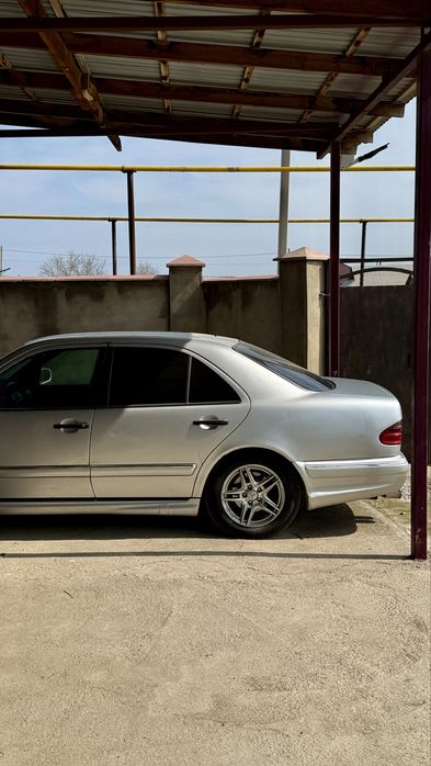 Титанки мерс р16 срочно