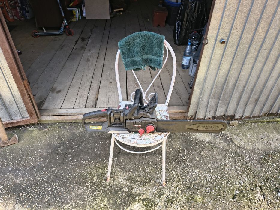 Drujba Parkside Performance  pe acumulatori