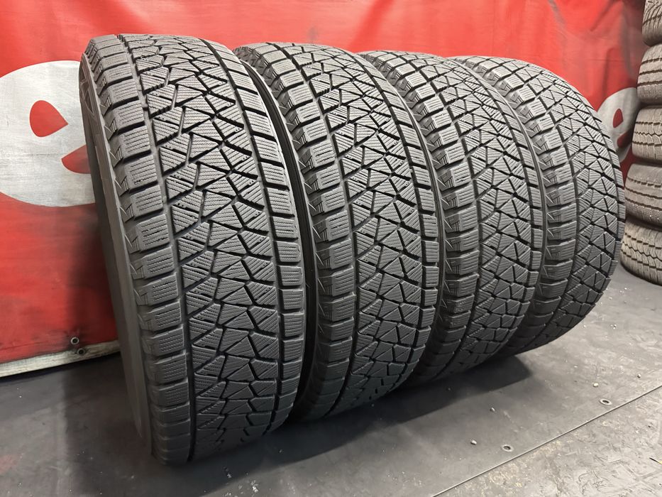 225 65 17, Зимни гуми, Bridgestone BlizzakDM-V2, 4 броя
