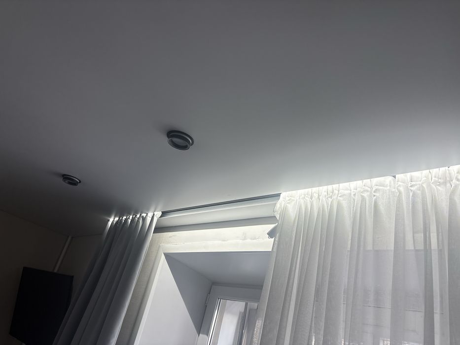 Натяжные потолки